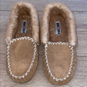 Minnetonka Slippers